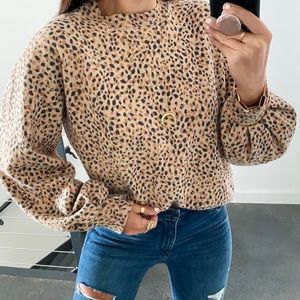 Abercrombie Soft AF Leopard Crewneck